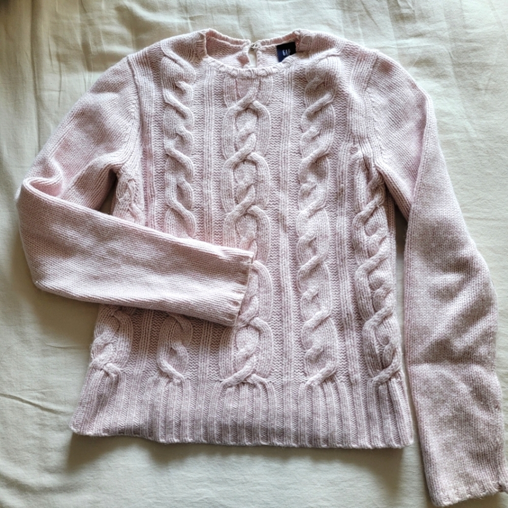 Cashmere wool cableknit sweater